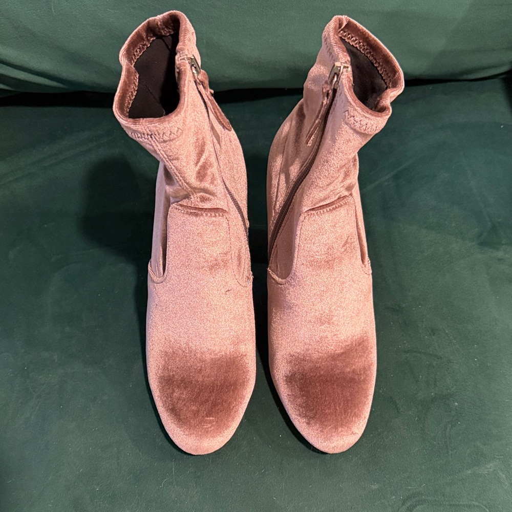 Steve Madden Gray Velvet Ankle Boots